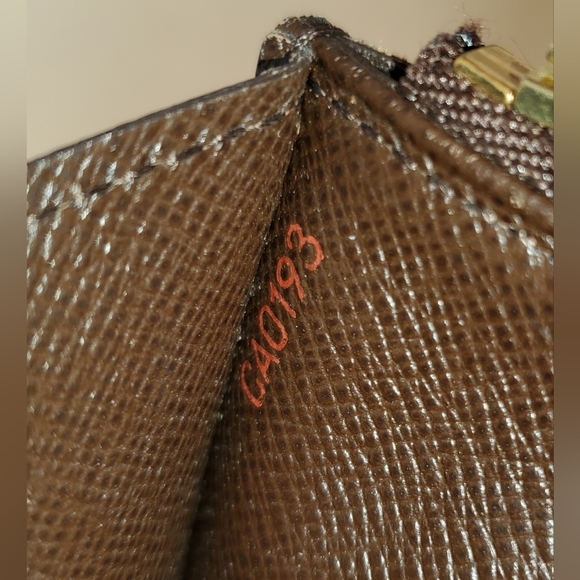 LOUIS VUITTON EMILIE DAMIER EBENE WALLET - Picture 16 of 16